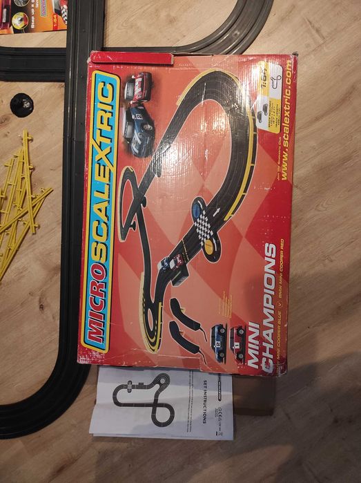 Tor wyścigowy samochodowy Micro Scalextric MINI COOPER S 1:64, 428 cm!