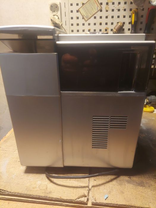 Автоматична кавоварка Saeco Cafe Crema