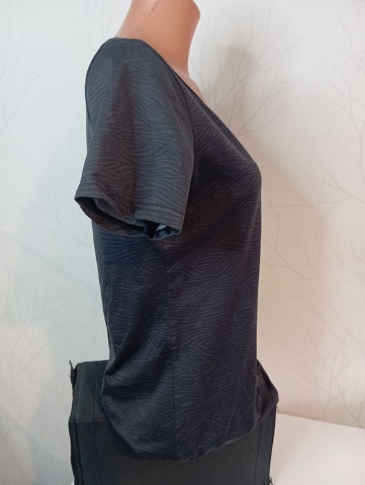 Sportowa bluzka nylon