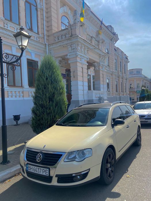 Volkswagen Passat B6 2.0 TDI 2010 року