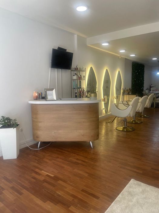 Passa-se cabeleireiro com ficheiro de clientes
