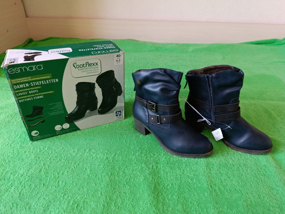 Демисезонные утепленные казаки Эсмара 39 р. на стопу 25,5 см