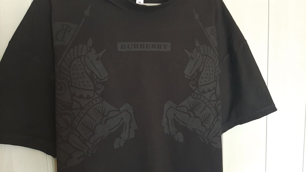 Burberry meski tshirt M/ L