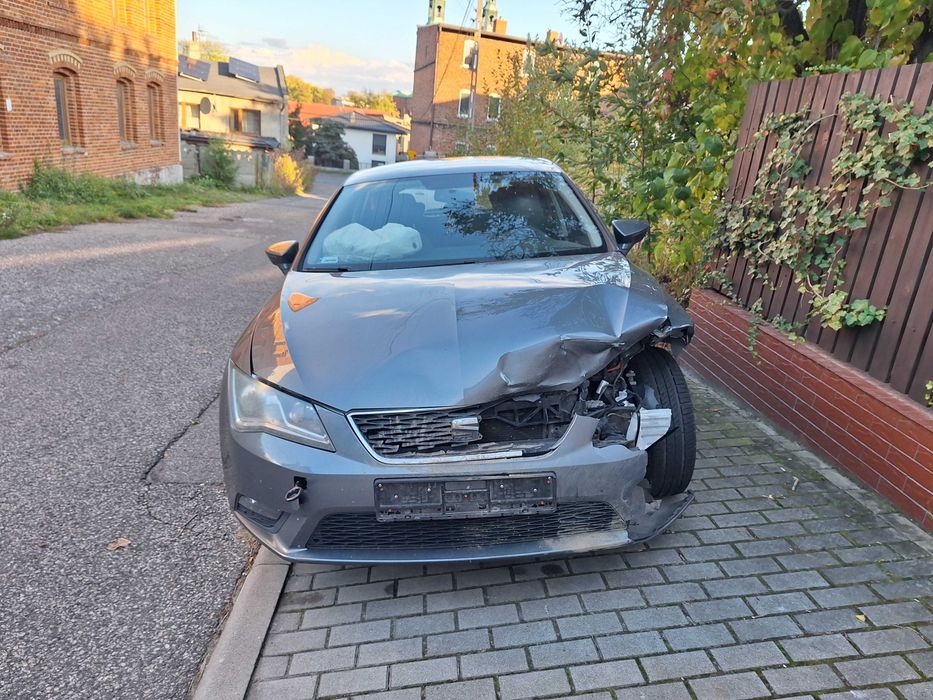 Seat leon 1.2 tsi 2013 uszkodzony