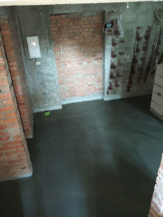 Продаж цокольного приміщення