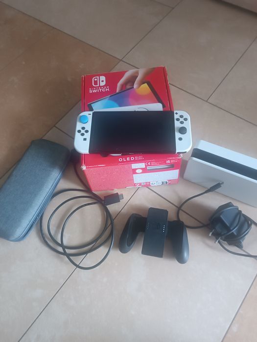 Nintendo switch OLED w idealnym stanie