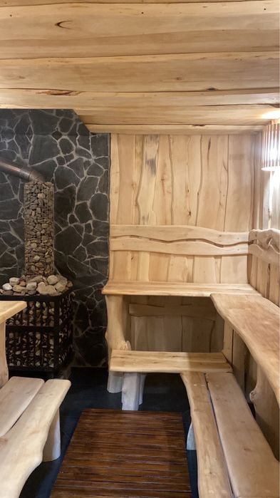 Затишний будинок для відпочинку та святкувань у Rest Family