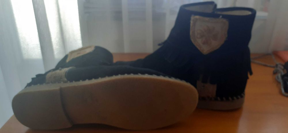 Botins azul marinho, a MODA está aí. Aproveite.