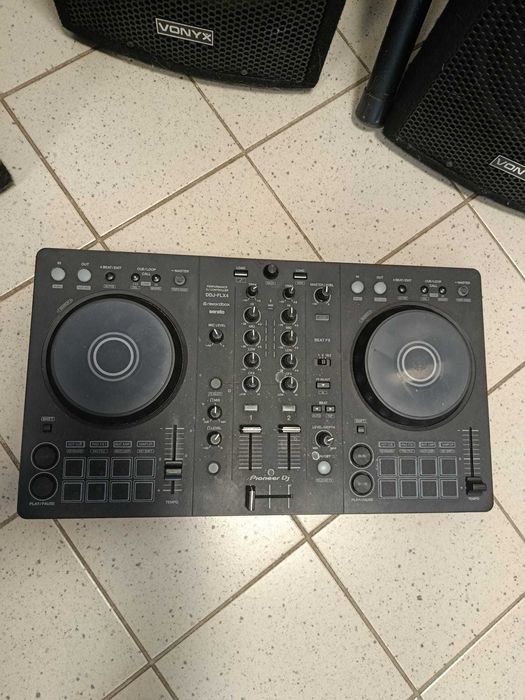 Syndyk sprzeda sprzęt do obsługi imprez