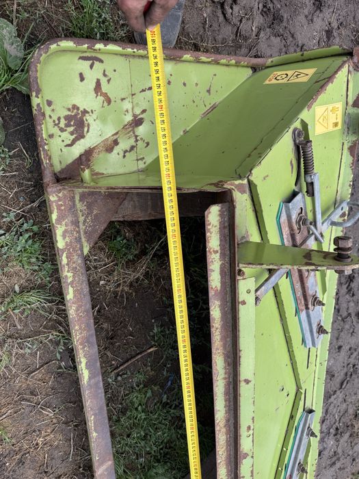 Розкидач соломи Claas