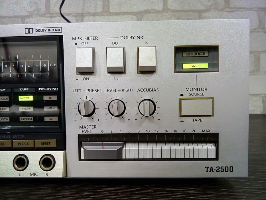 Onkyo Integra TA-2500 Stereo Cassette Tape Deck 1984-86