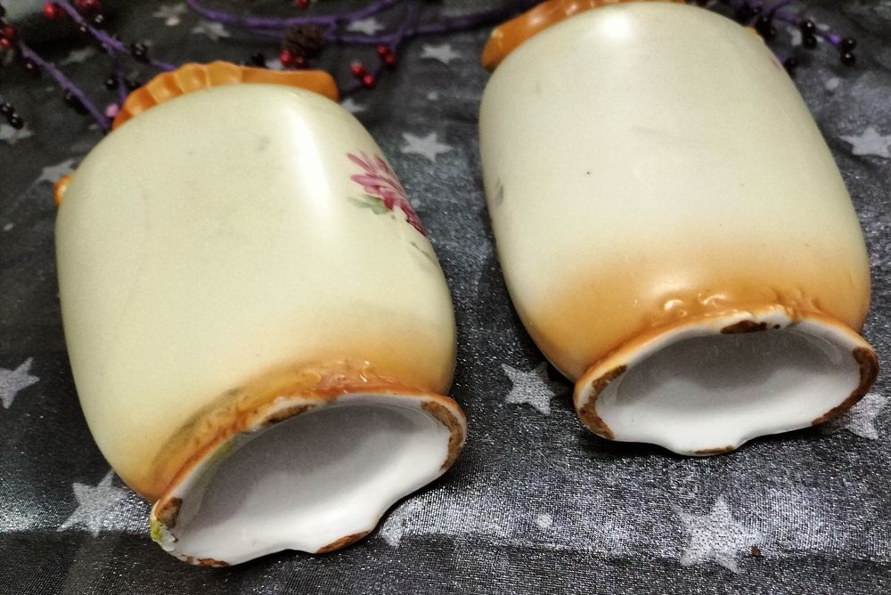 Jarras em Porcelana Antigas
