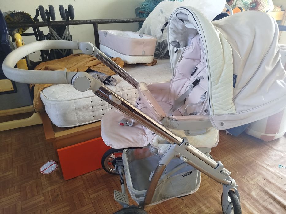 Carrinho de bebe BEBECAR