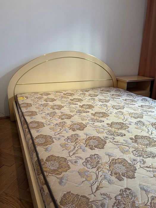 Komplet mebli do sypialni