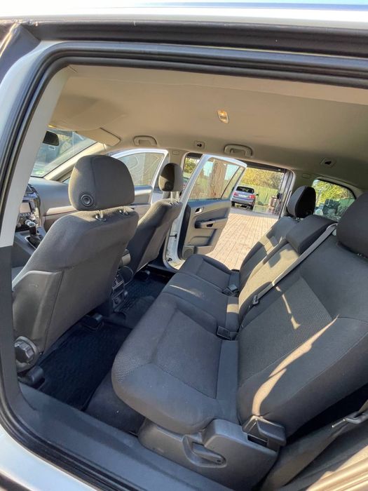 Opel zafira 1,7dizel