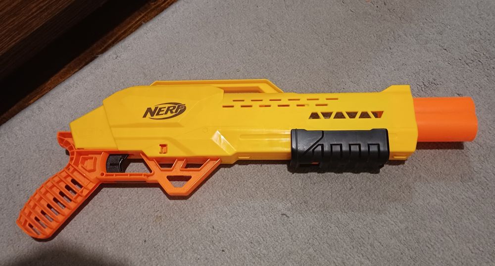 Бластери Nerf оригінал