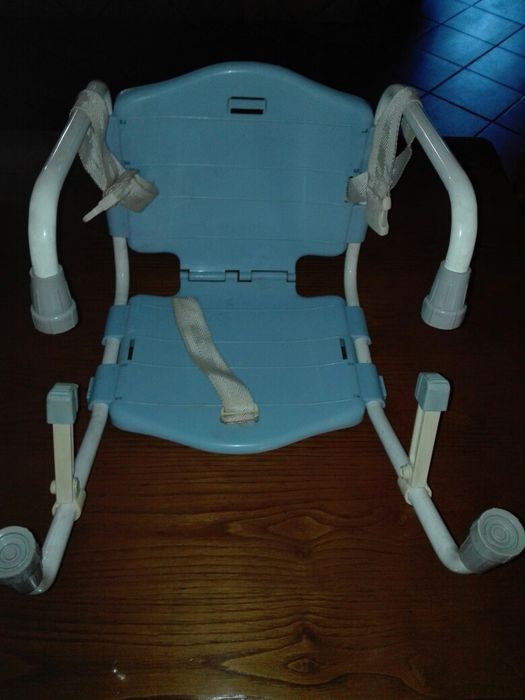 Bebé cadeira de mesa