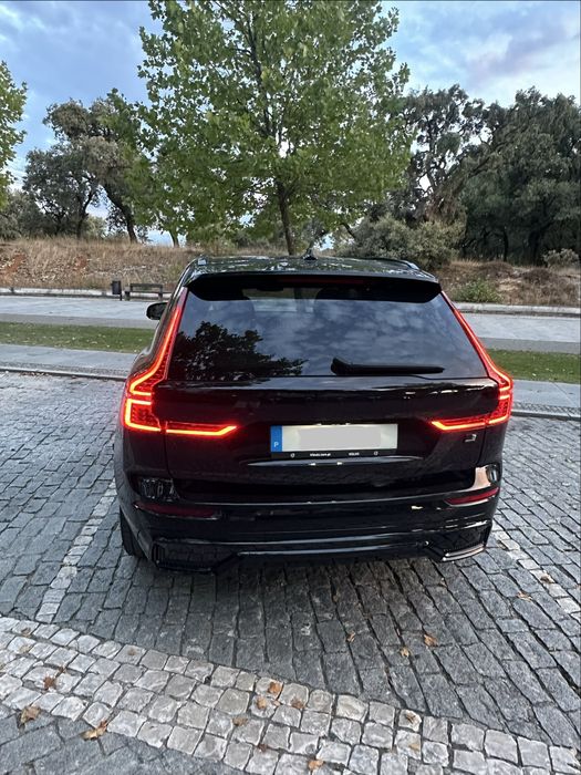 Volvo XC60 T6 PHEV Black Edition AWD 350cv – Venda ou Cedência de Renting (731€/mês)