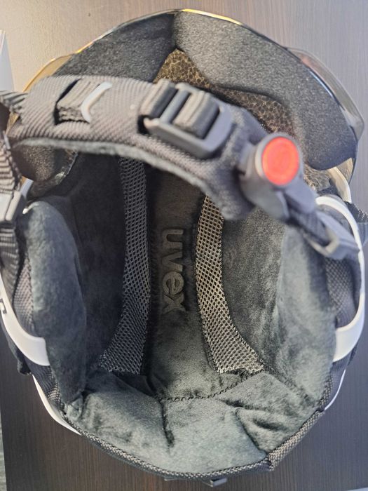 Kaski Kask narciarski snowboardowy Uvex rocket jr visor r. 51-55 cm S