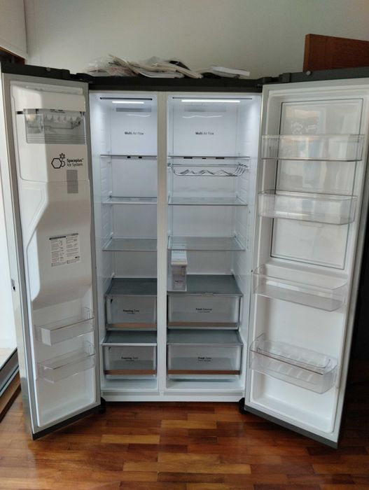 Frigorifico Americano LG usado em muito bom estado / 635L