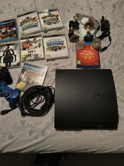 PS3 plataforma com bonecos da Disney