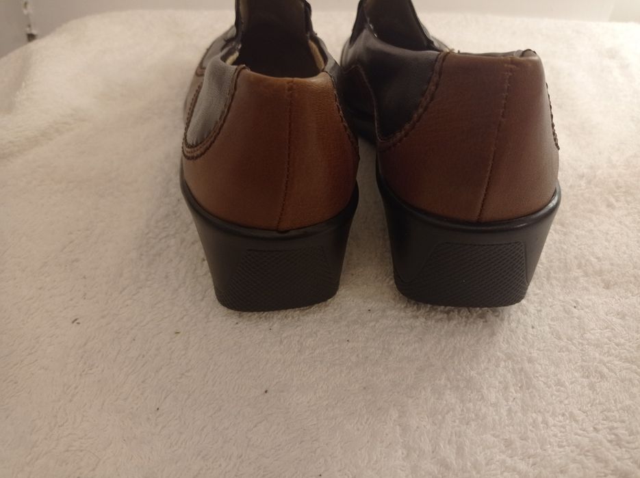 Nowe, skórzane buty, mięciutkie, R 38