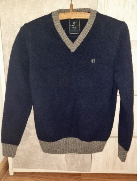 Светр бренд Forecast