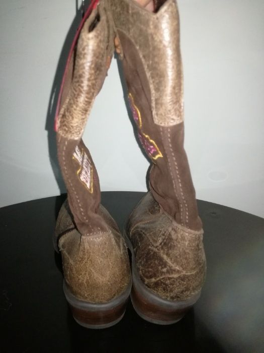 Botas de criança marca Miss Sixty Novas!
