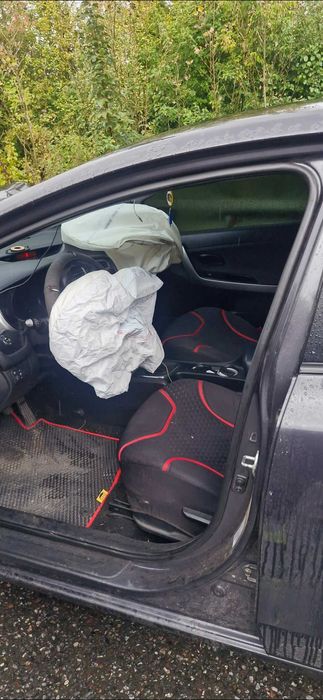 Продам Kia Seed 2012 року, хетчбек, бензин після дтп.