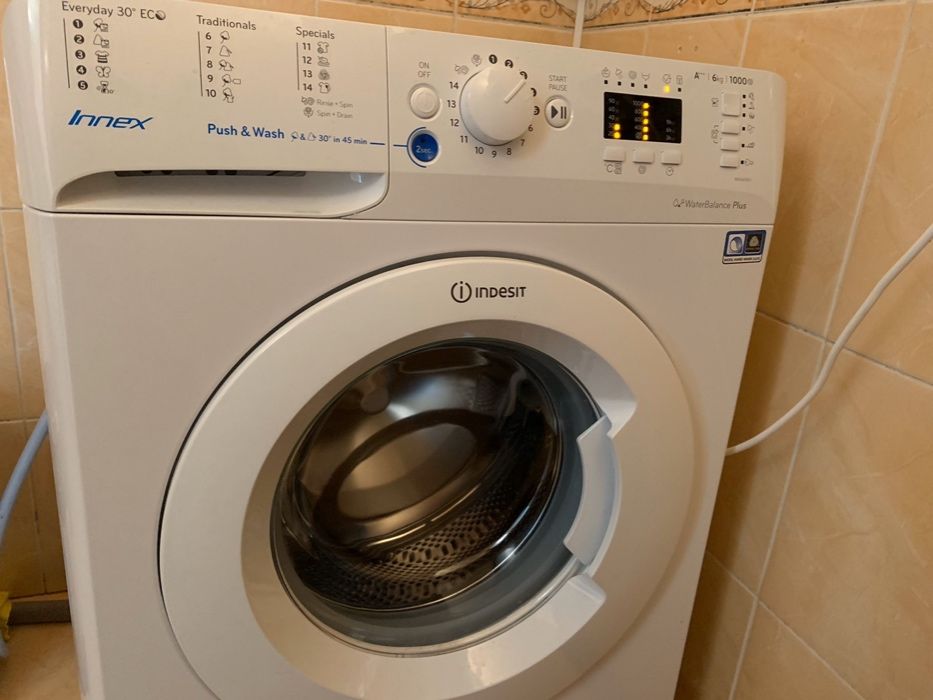 Хостел посуточно и долгосрочно Киев Метро Дорогожичи Сырец Общежитие