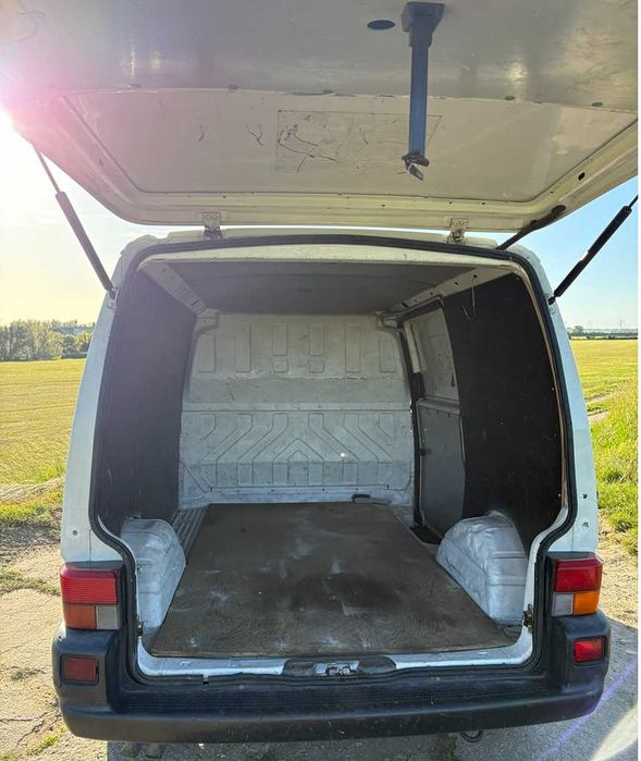 Samochód dostawczy Volkswagen T4
