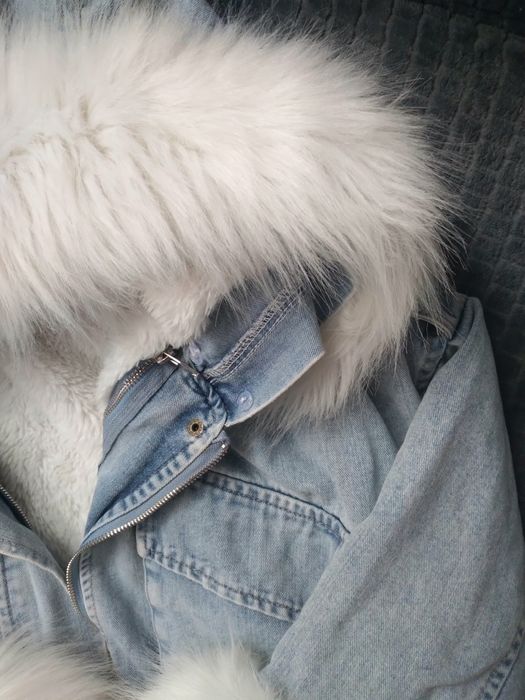 Piękna kurtka katana jeansowa z kapturem 3w1