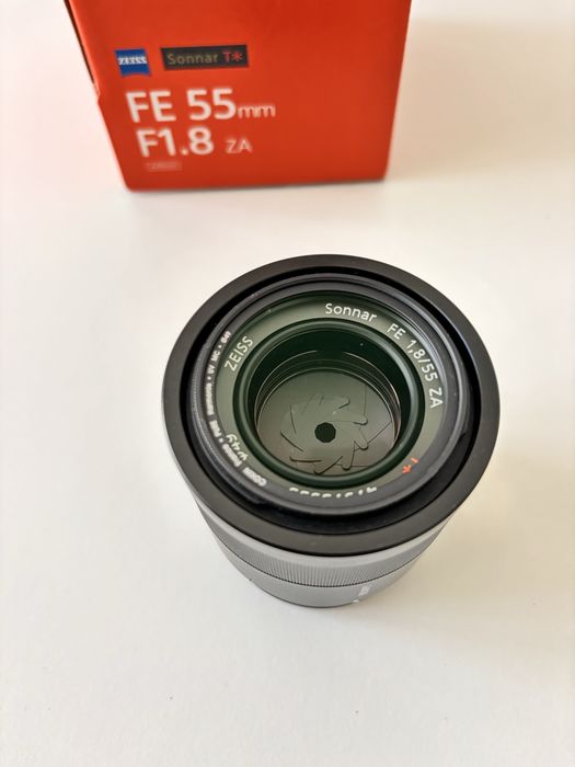 Sony Zeiss 55mm F1.8 Sonnar T*