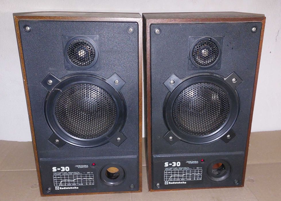 АС (колонки) Радиотехника S-30. На пломбах. Цена за пару.