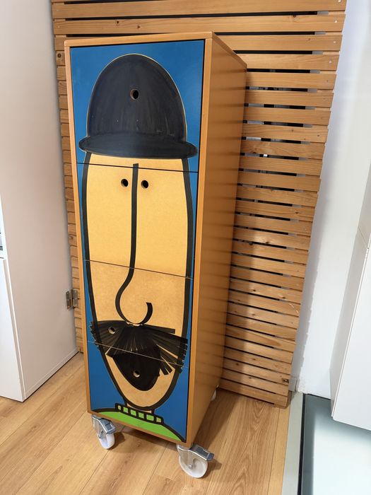 Movel alto quarto jovem (Bombaamor) - impecável