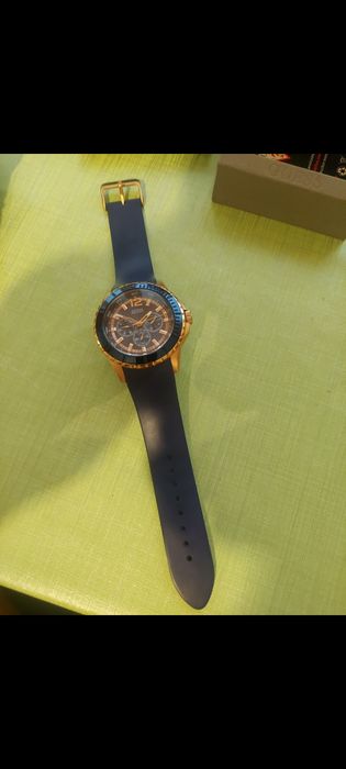 Elegancki Zegarek Męski Guess W0485G1