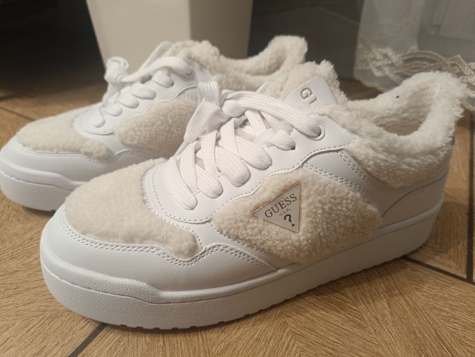 Sprzedam buty Guess