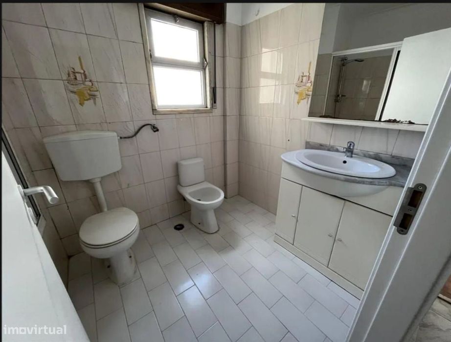 Apartamento T2- 85m Aguálva Sintra