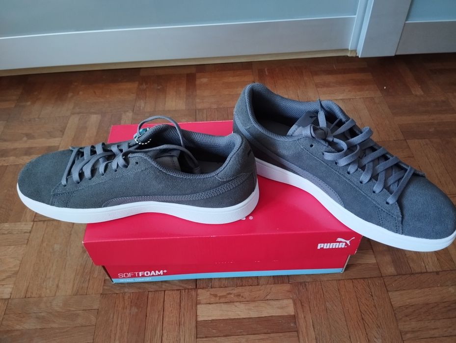 Tênis novos - Puma cinza NR 39