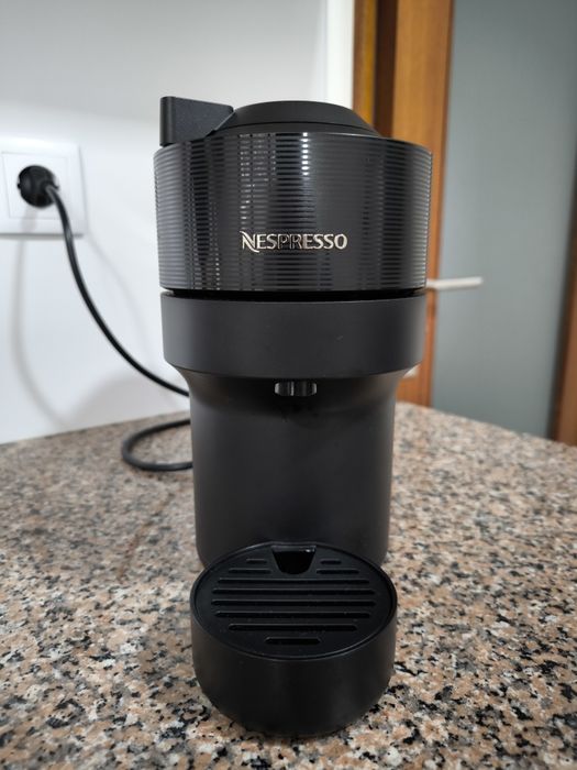 Máquina de Café Nespresso Vertuo Pop Liquorice