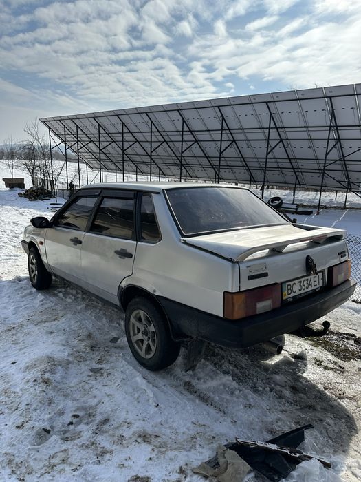 Продам машину ВАЗ 21099