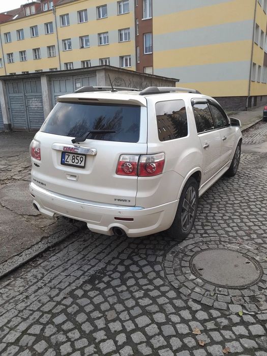 GMC Acadia Denali, 7 osób ,4x4