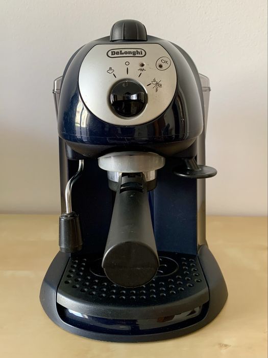 Máquina café Delonghi EC190CD