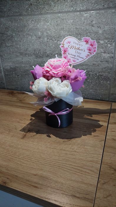 Flower Box ze świecami sojowymi na  handmade