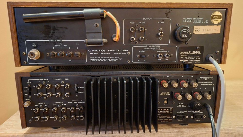 Wzmacniacz ONKYO A 7022 oraz Tuner T 4055