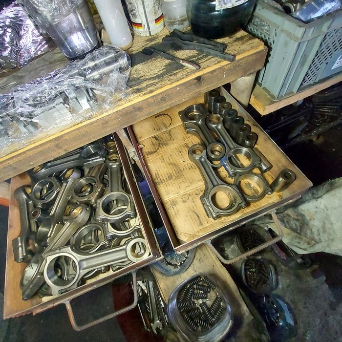 Шатуни Поршні Рено Мастер Трафік Лагуна Еспейс 2.0 2.3 2.2 2.5 3.0