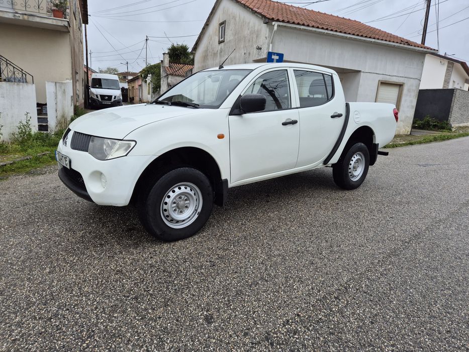 Mitsubishi  L200