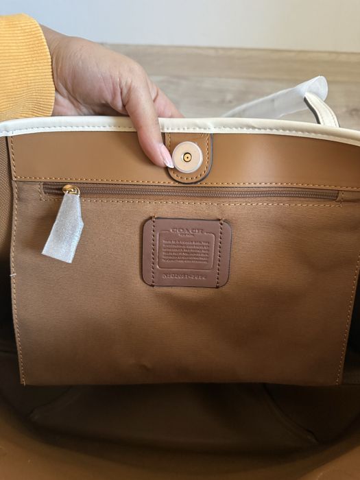 Молочна сумка coach