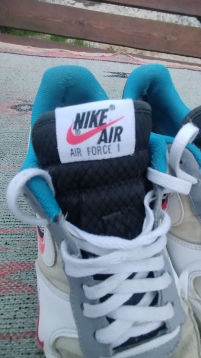 Б/У кроси NIKE....