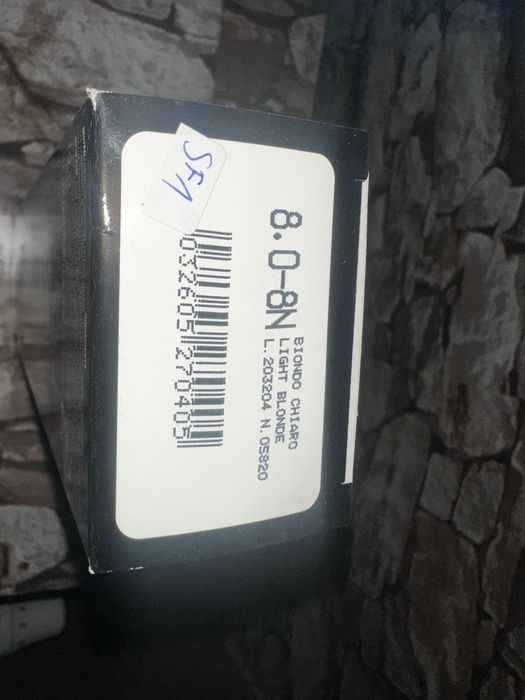 Zestaw nowych farb do włosów artego. 17 szt.